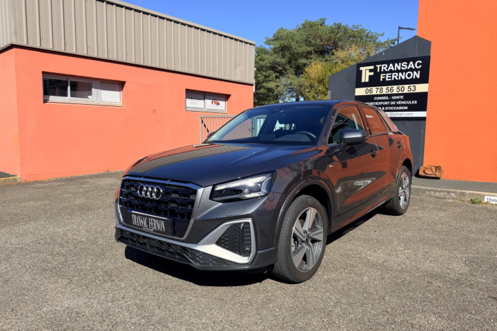 AUDI Q2