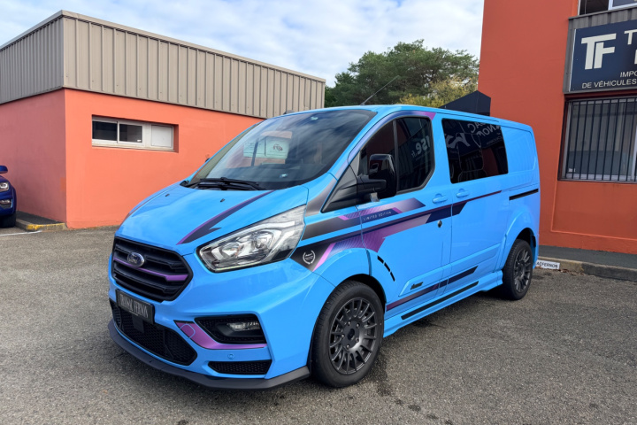 FORD TRANSIT CUSTOM KOMBI