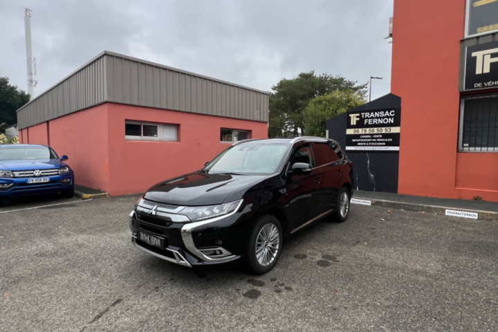 MITSUBISHI OUTLANDER PHEV