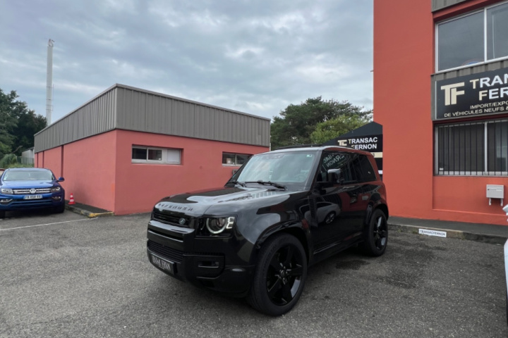 LAND ROVER DEFENDER